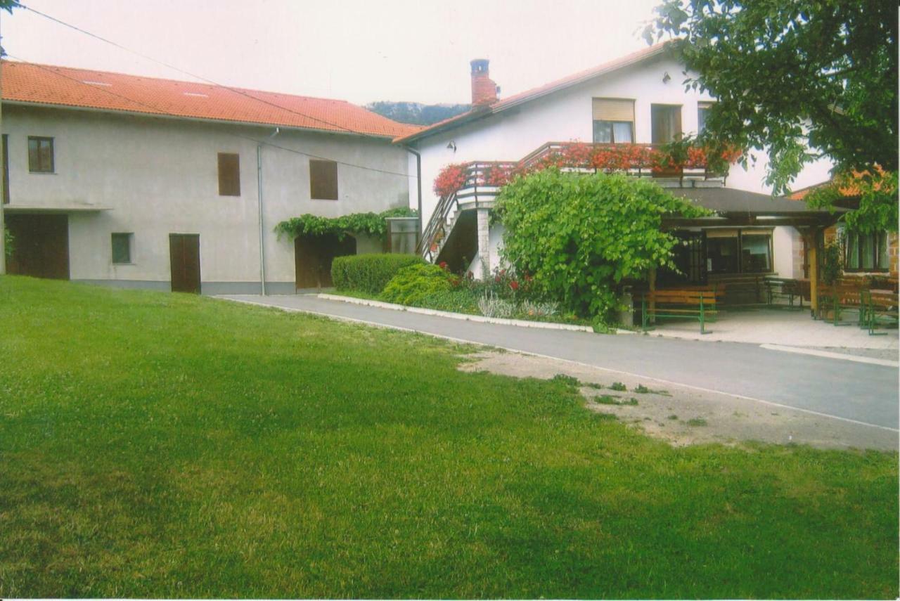 Janezinovi House Pensionat Ratecevo Brdo Exteriör bild