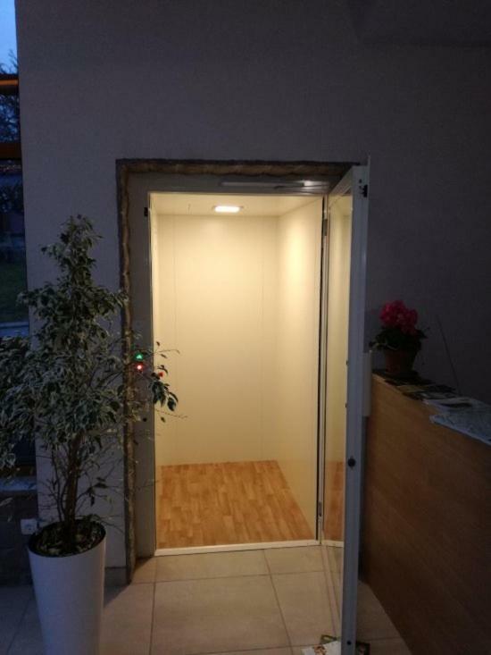 Janezinovi House Pensionat Ratecevo Brdo Exteriör bild